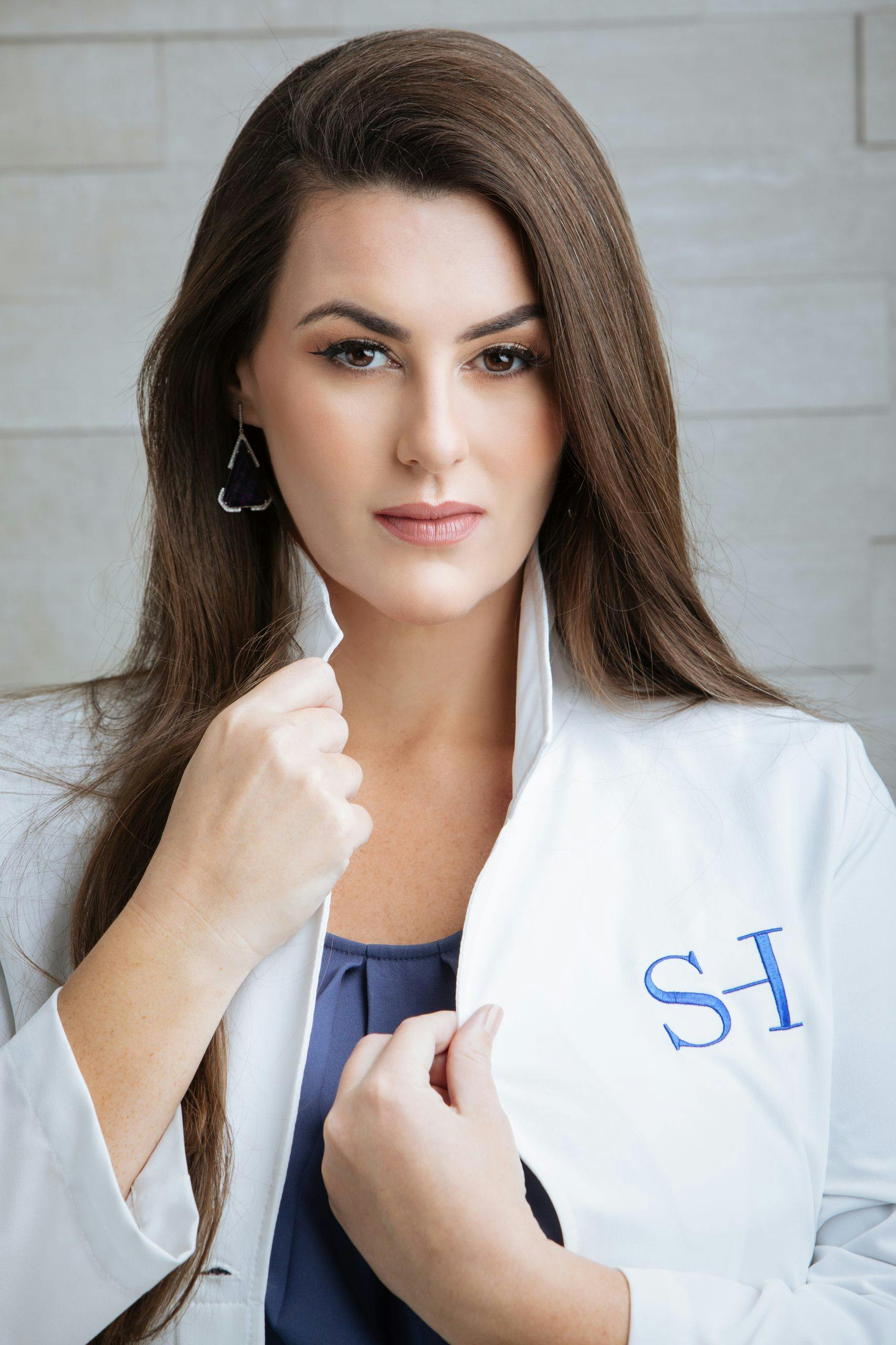 dr rachael eckel in jacket CbLjOMAShTzwF78Zs